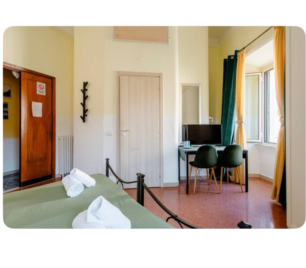Glam Sm Maggiore Guest House Rom Exterior foto